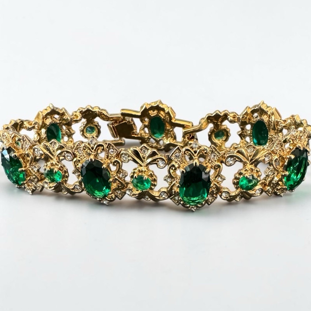 Vintage Jbk Camrose Kross Emerald Green Crystal Gold Tone Bracelet